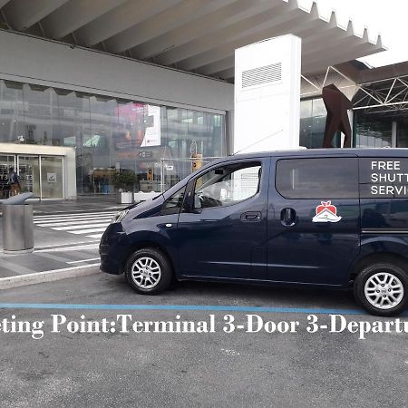 Apple Rooms Rome Airport Ф'юмічіно Екстер'єр фото Free shuttle service