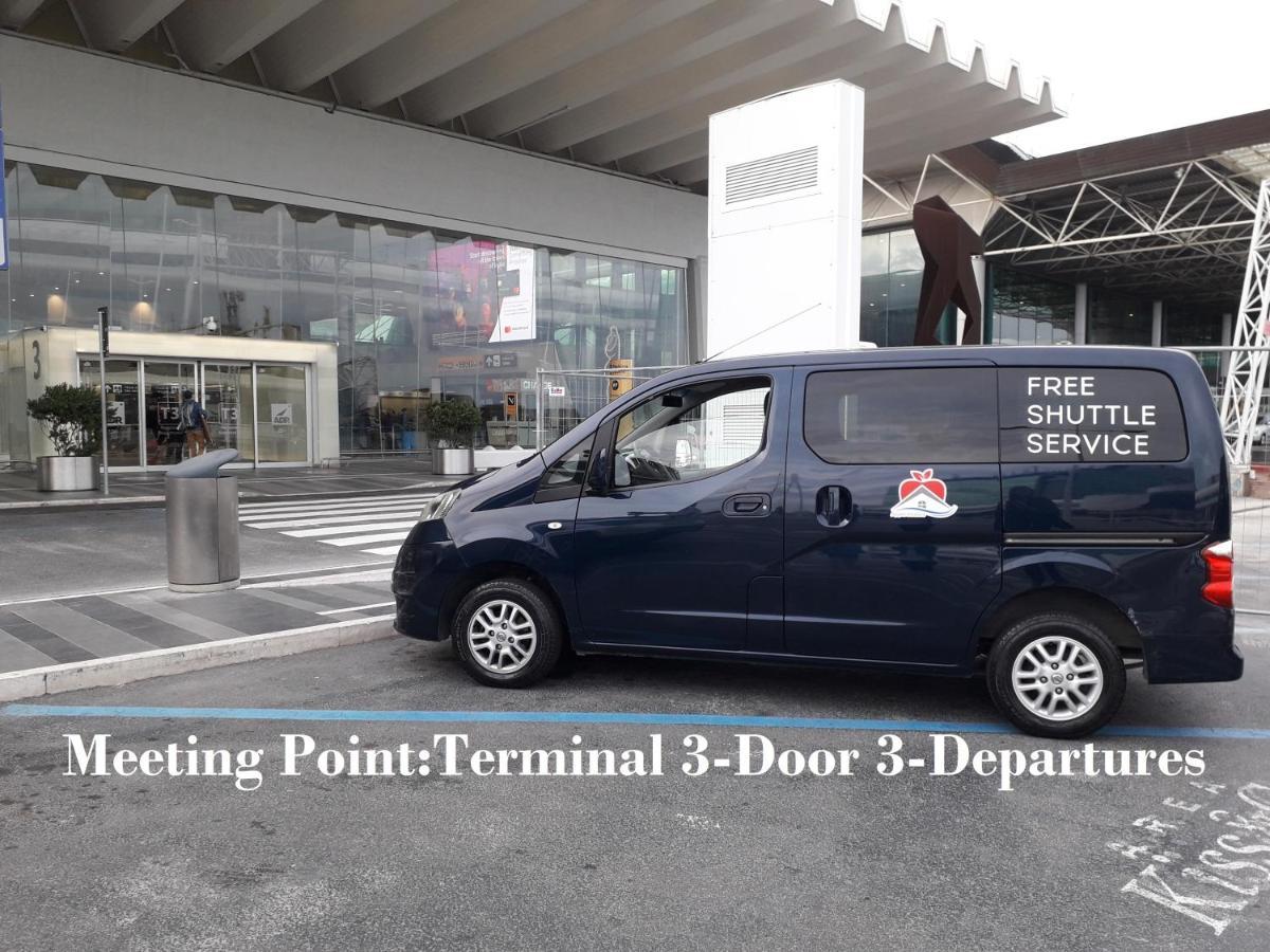 Apple Rooms Rome Airport Ф'юмічіно Екстер'єр фото Free shuttle service